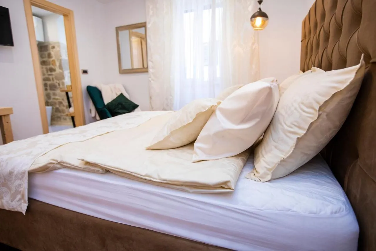 Apartment Ideal Rooms #2 Split